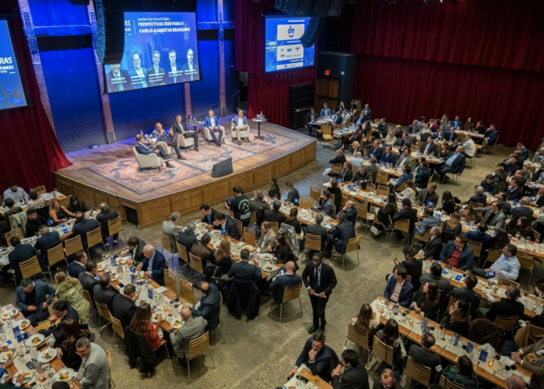 Supermercados brasileiros discutem desafios do setor no Jantar ABRAS em NY
